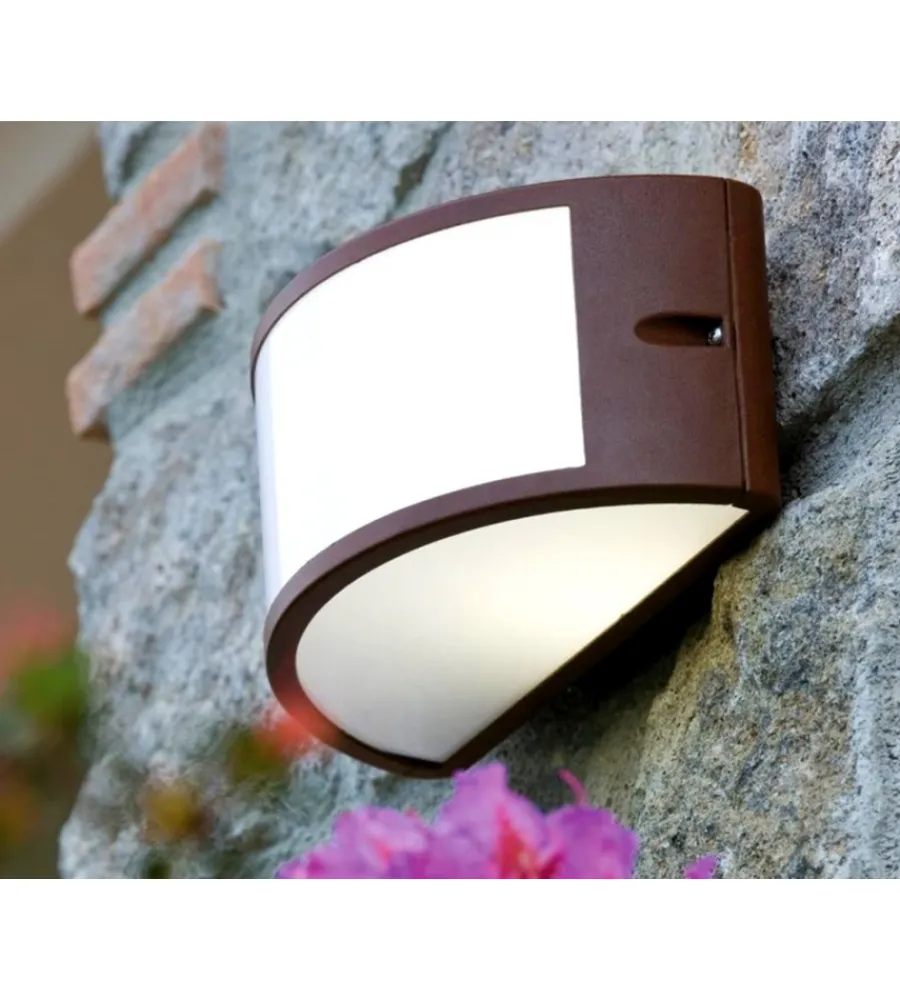 Illuminazione Per Esterno- Applique aperta in alluminio per esterno - colore corten.