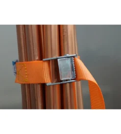 Sistemi Di Fissaggio- Cinghia di ancoraggio in kit 8 pz. con tenditori e cavo elastico in confezione riutilizzabile