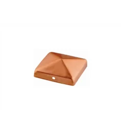 Ferramenta Per Esterno|Copertura per pali a piramide 90 x 90 mm.
