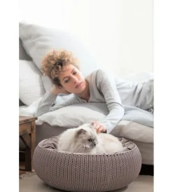 Sale Cuccia aperta per gatti e cani di taglia piccola 