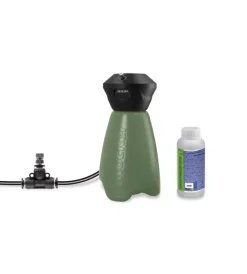 Stocker Attrezzatura Giardinaggio|Kit geyser nebulizzatore antizanzare a batteria 2l 2,5 bar 3,6v 2,5ah con tubo diffusore da 10 m e disabituante florifens 100 ml