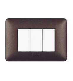 New Matix placca 3p marrone caffe - bticino. Serie Civili