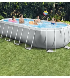 Clearance Piscina fuori terra con struttura ovale