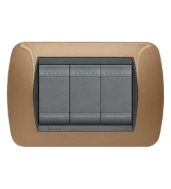 Placca 3p bronzo - bticino. Serie Civili