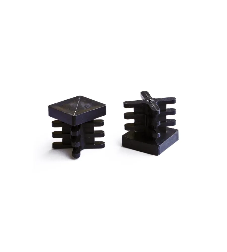 Accessori- Puntali interni alettati quadri neri 18 x 18 mm. 8 pz.