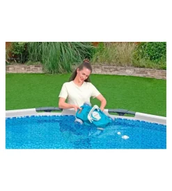 Sale Robot pulizia piscina a batteria 
