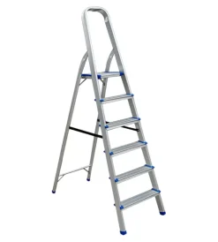Sale Scala pieghevole in alluminio 6 gradini Scale E Sgabelli