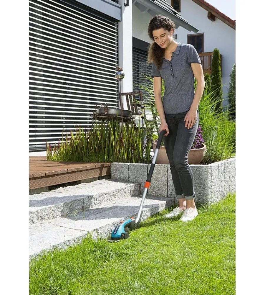 Decespugliatori-Gardena Set forbici per erba a batteria "classiccut li" con ruote e manico 3,6v 2,5ah