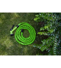 Discount Tubo irrigazione per giardino auto estensibile 2,5-7,5 m Irrigazione