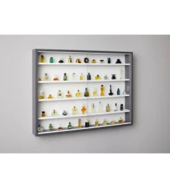 Vetrine E Vetrinette|Vetrinetta scaffale in legno grigio con ante in vetro scorrevoli, 80x9,5x60 cm